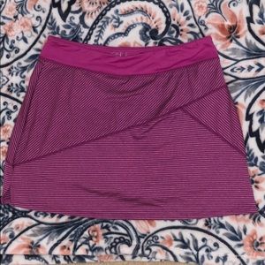 Lola pink striped athletic skort medium
